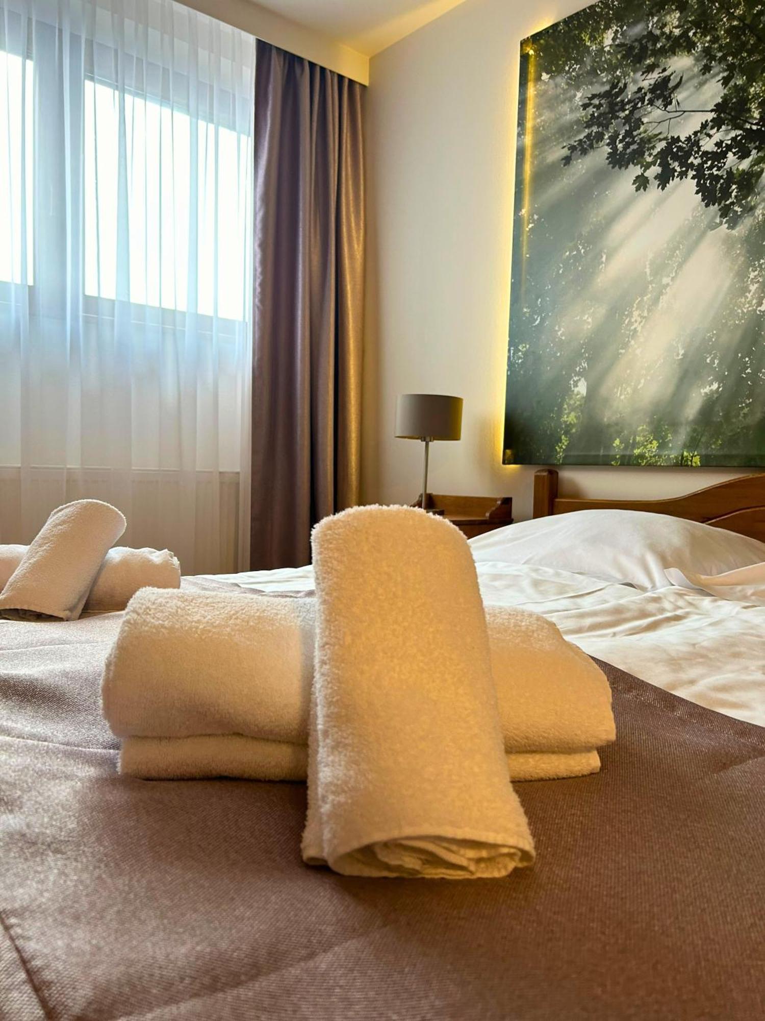 Hotel Vesta Centrum Konferencyjno Wypoczynkowe Елесня Экстерьер фото