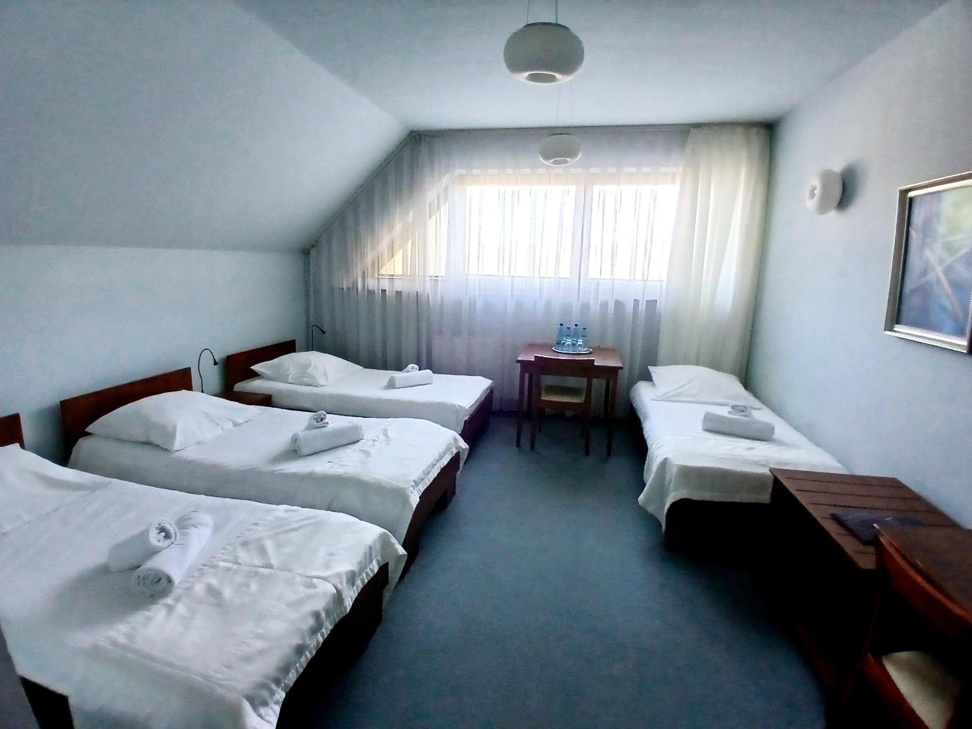 Hotel Vesta Centrum Konferencyjno Wypoczynkowe Елесня Экстерьер фото